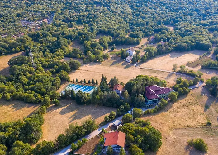 Holiday Resort Zlatni Dol Mostar